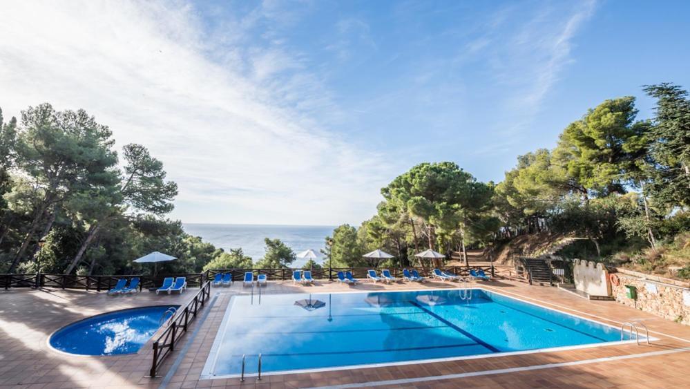 Camping Sunissim Cala Llevado 4 By Locatour Hotel Tossa de Mar Exterior foto