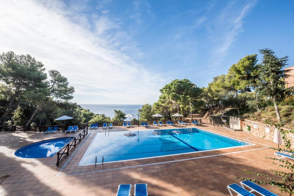 Camping Sunissim Cala Llevado 4 By Locatour Hotel Tossa de Mar Exterior foto