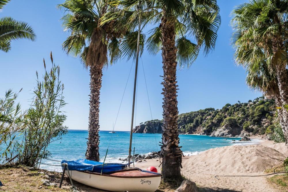 Camping Sunissim Cala Llevado 4 By Locatour Hotel Tossa de Mar Exterior foto